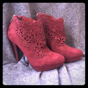 Brick red booties